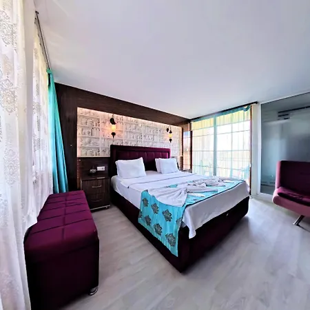 Goereme Sakura 4*